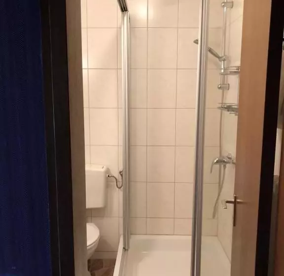 Отель Restaurant Lenhsen