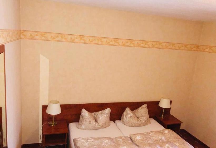 酒店 Restaurant Lenhsen