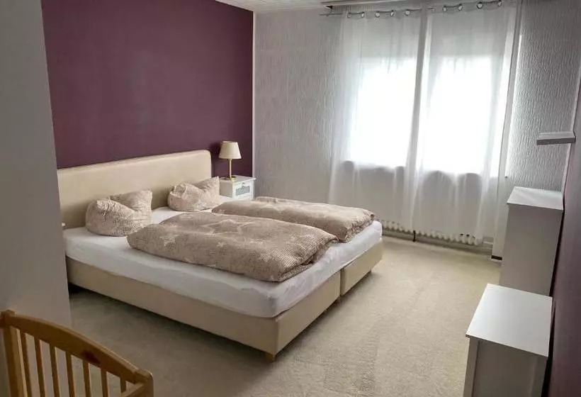 Отель Restaurant Lenhsen