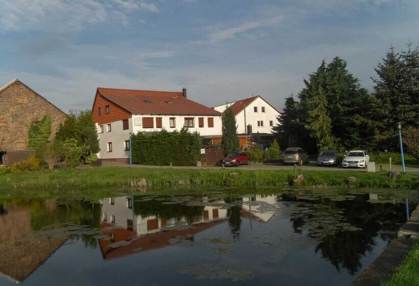 فندق Pension Zum Schwanenteich