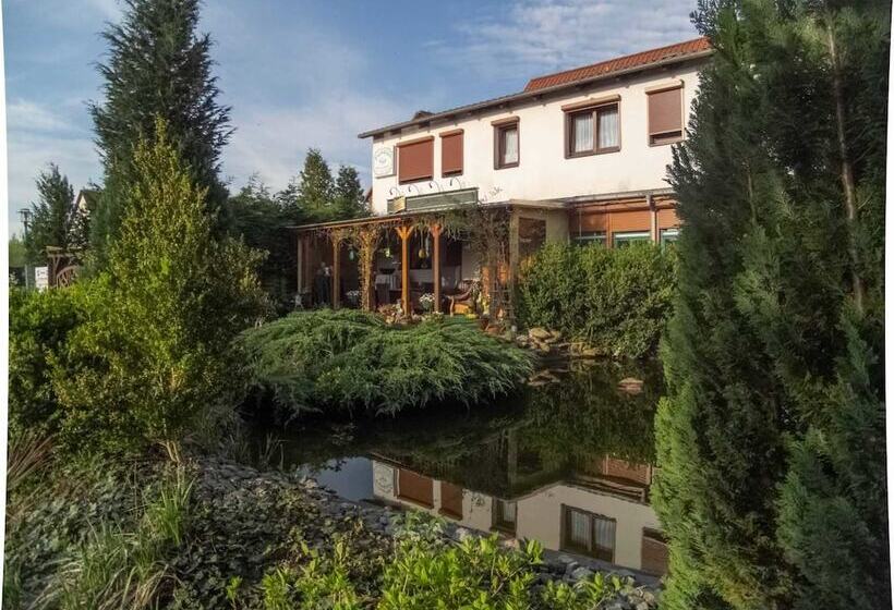 فندق Pension Zum Schwanenteich