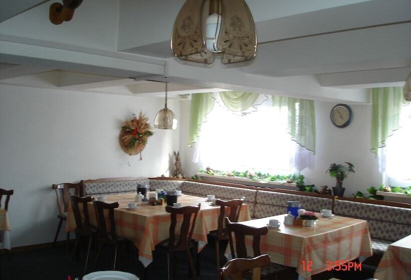 فندق Pension Zum Schwanenteich