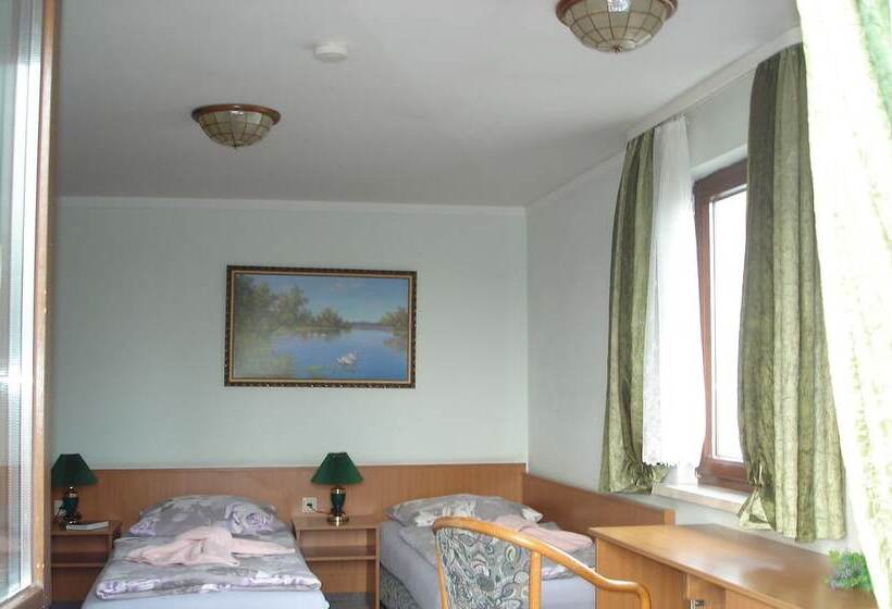 فندق Pension Zum Schwanenteich