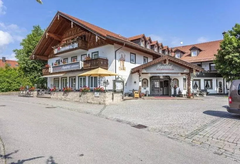 Отель Rupertihof