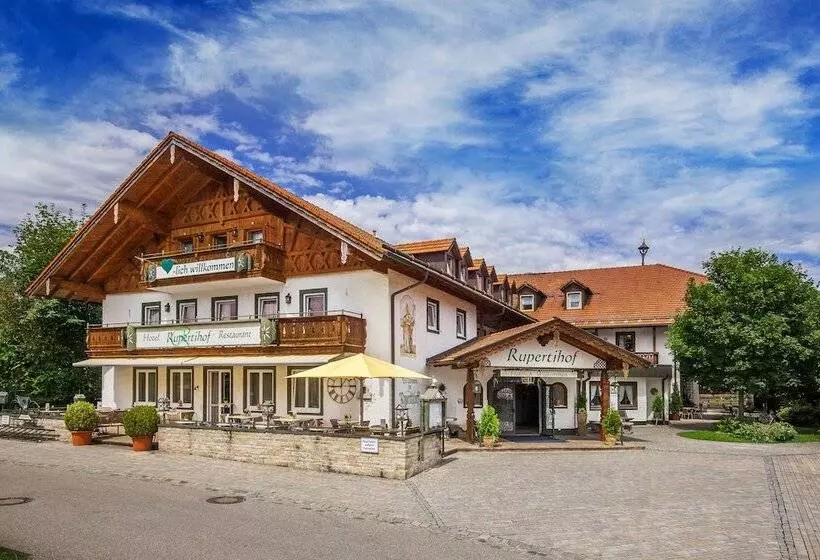 Отель Rupertihof