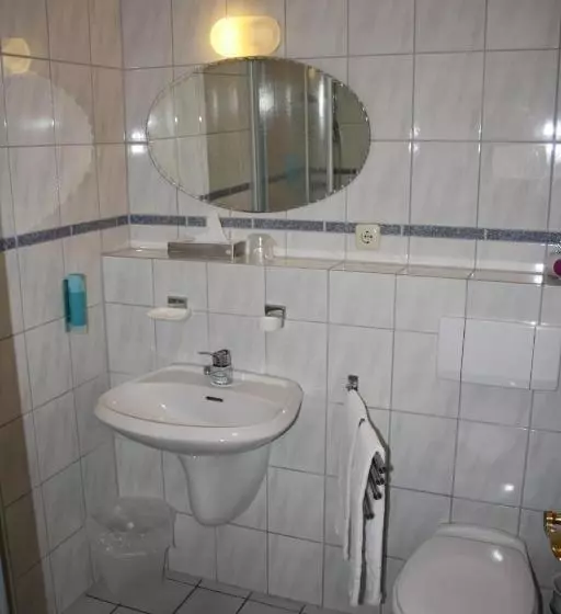 酒店 Schwarzer Adler