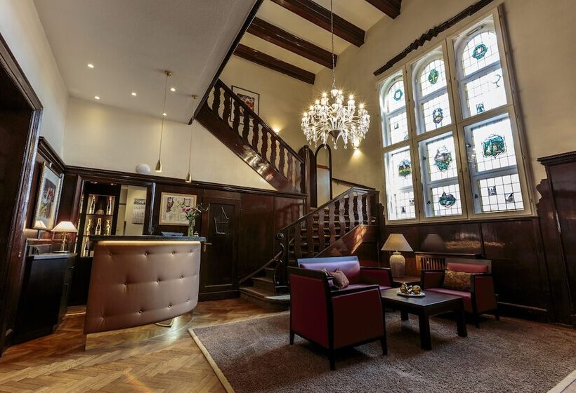 Parkhotel Güldene Berge