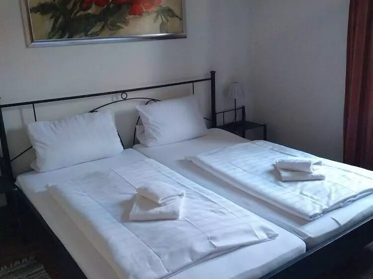 ペンション Gasthof Prigge Akademie Talaue