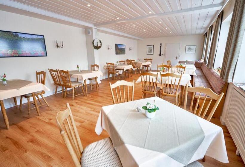 פנסיון Gästehaus Korf