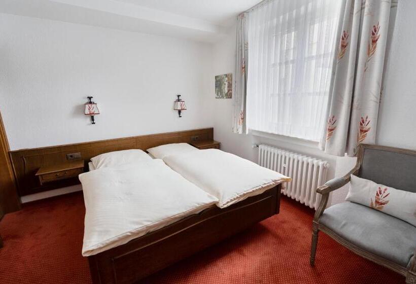 פנסיון Gästehaus Korf