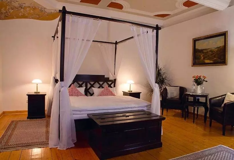 پانسیون Restaurant Dicker Mann Hotel Zum Blauen Krebs