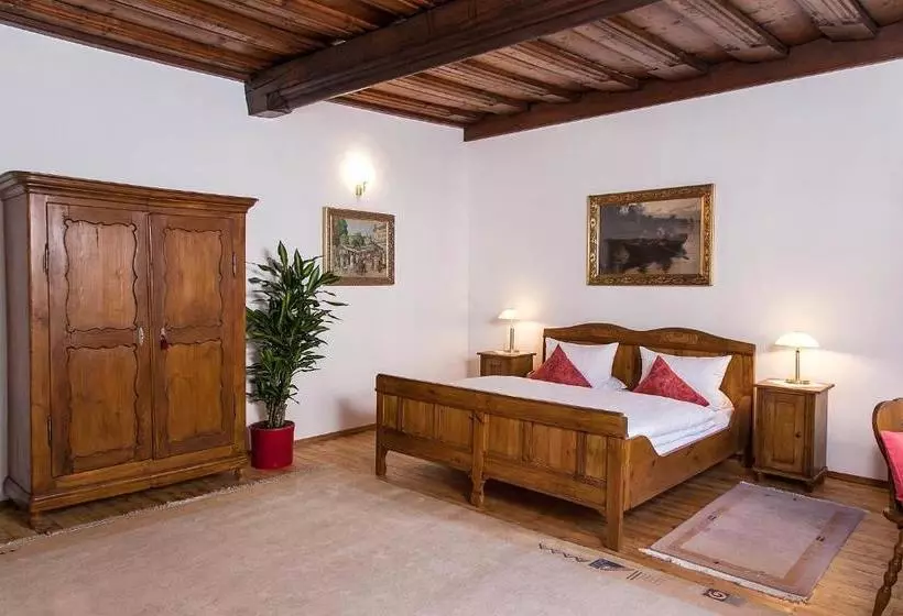 پانسیون Restaurant Dicker Mann Hotel Zum Blauen Krebs