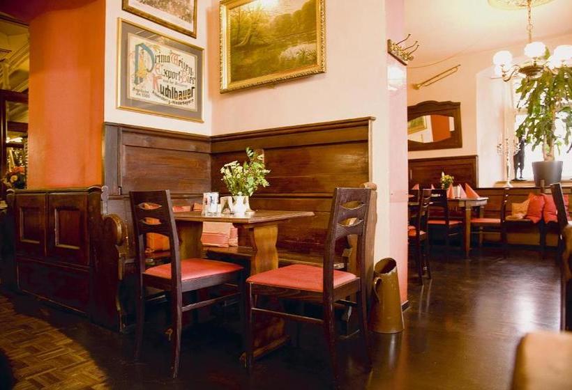 ペンション Restaurant Dicker Mann Hotel Zum Blauen Krebs