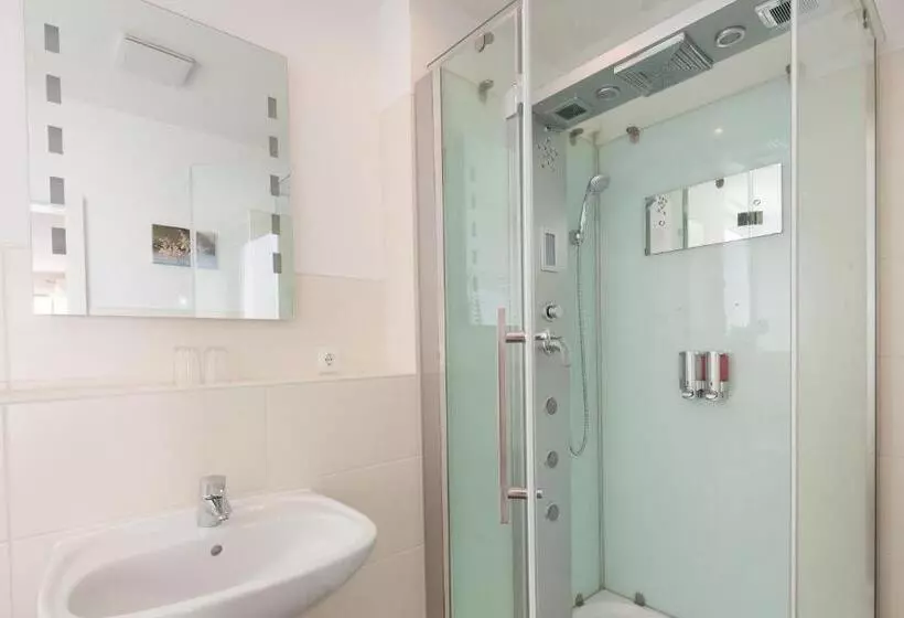 Schäfers Hotel, Self Check In, Cafe Am