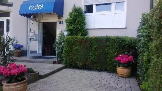 فندق Am Schlosspark Essen