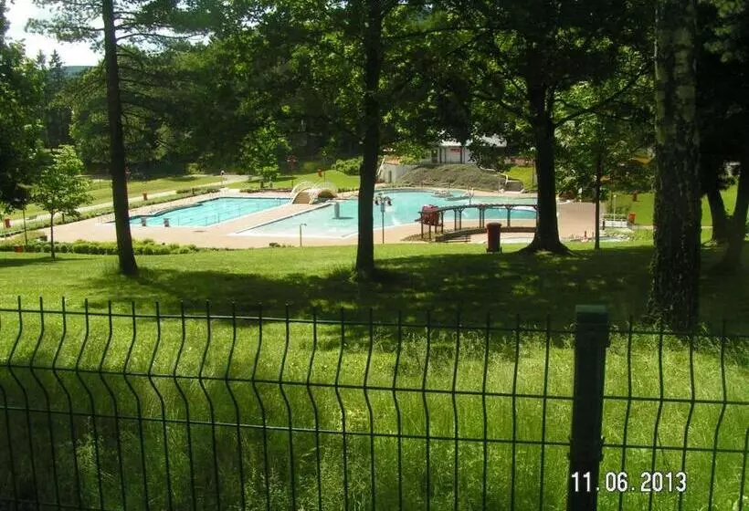 Отель Bb Bahnhof Bertsdorf