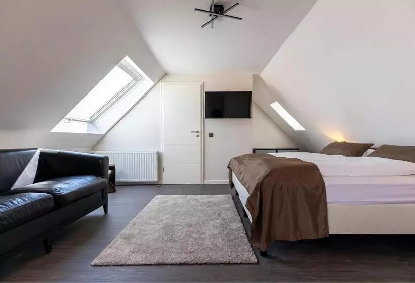 Hotel Garni  Am Domplatz