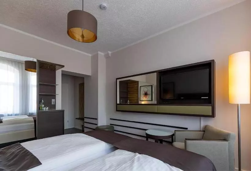 Hotel Garni  Am Domplatz