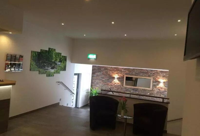 ホテル Garni Reis