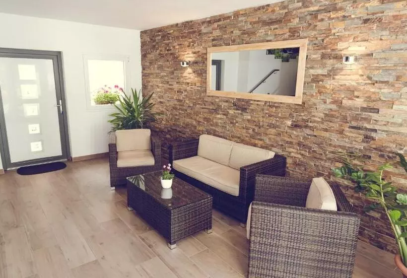 ホテル Garni Reis