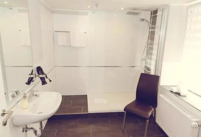 ホテル Garni Reis