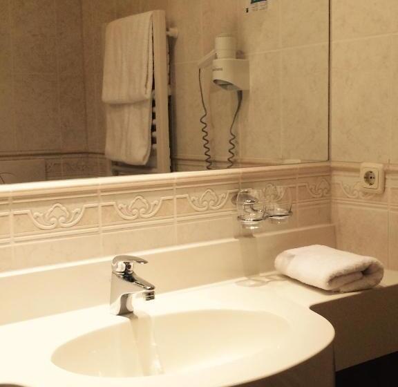 فندق Goldner Loewe