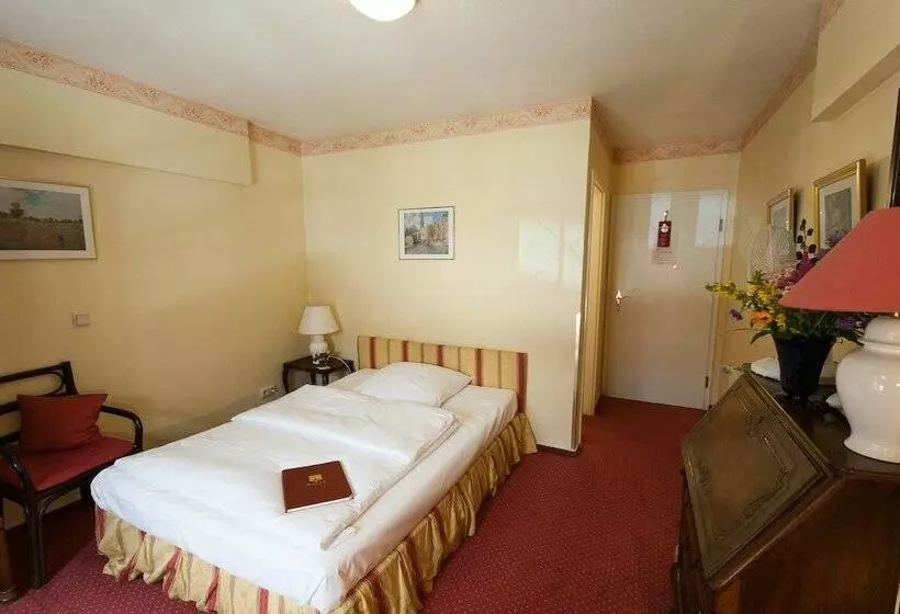 فندق Gutshof Busch