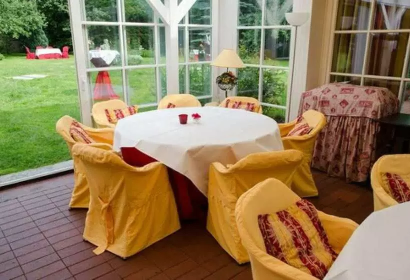 فندق Gutshof Busch