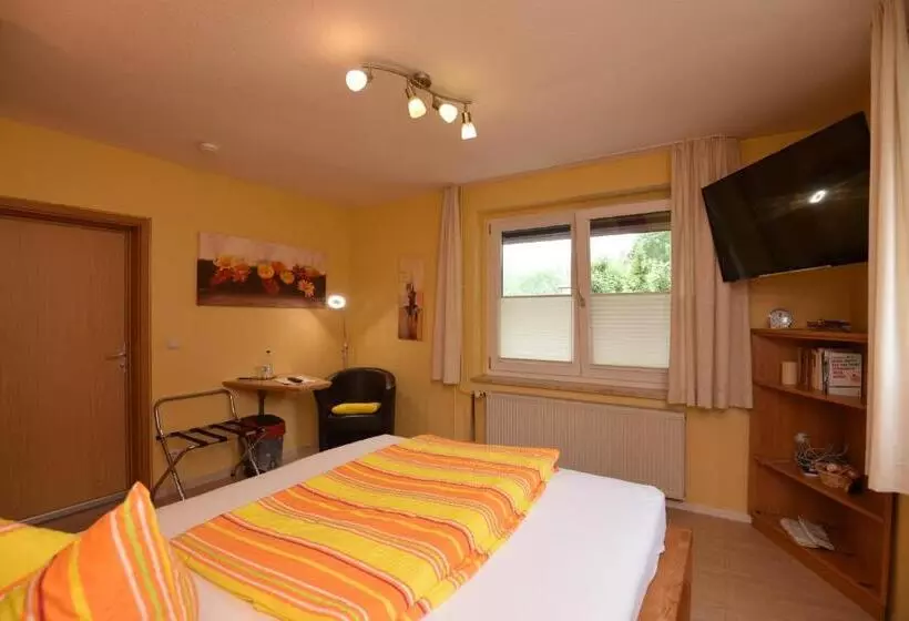 فندق Haus Orchideental Jena