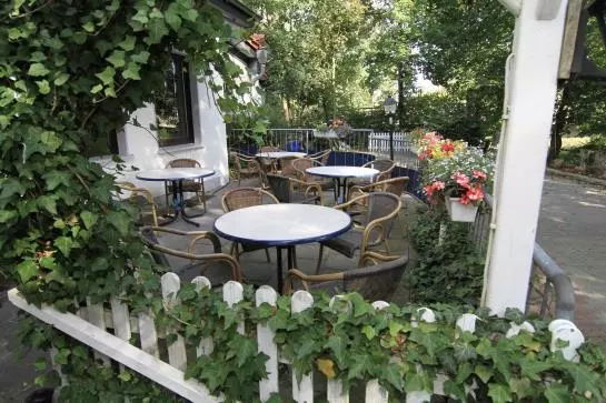 Hotelli Haus Ruhrbrücke