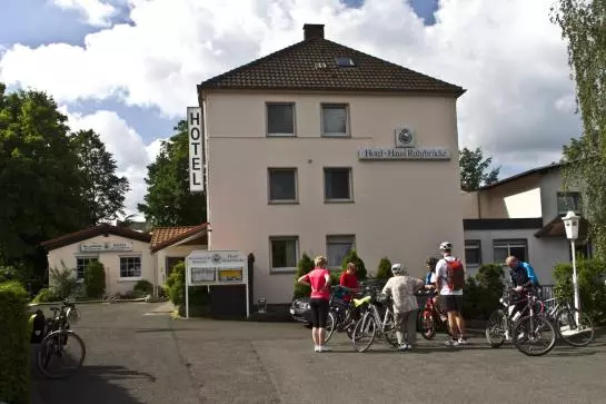 Hotelli Haus Ruhrbrücke