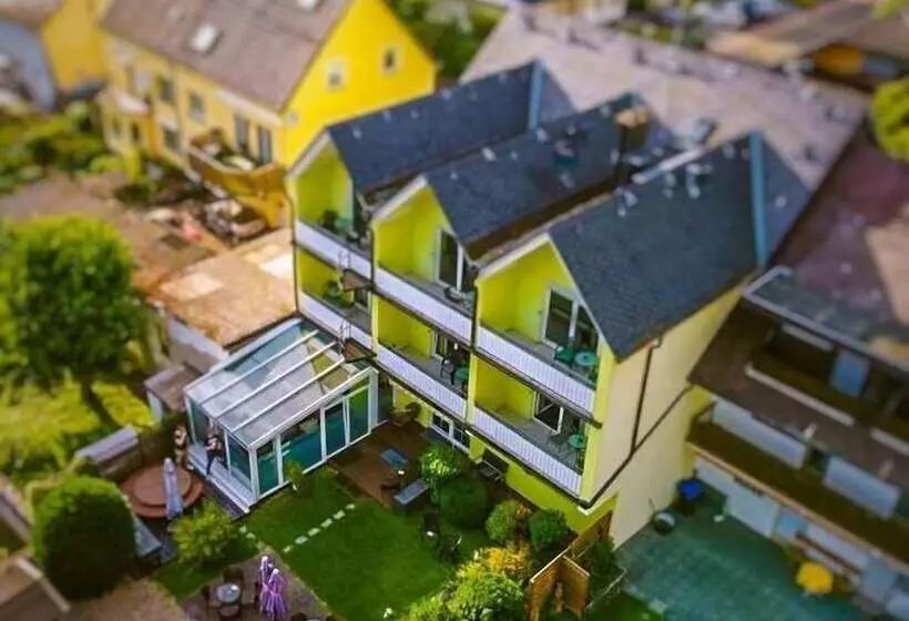 Moselhotel Weinhaus Simon ``sauna``restaurant``eladesäule