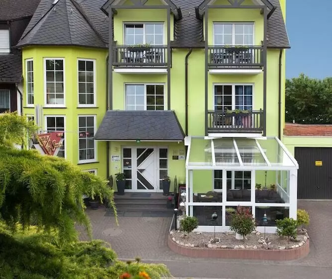 Moselhotel Weinhaus Simon ``sauna``restaurant``eladesäule