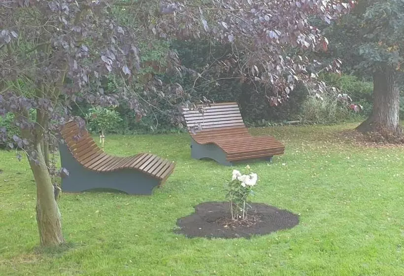 ホテル Regenbogenhaus