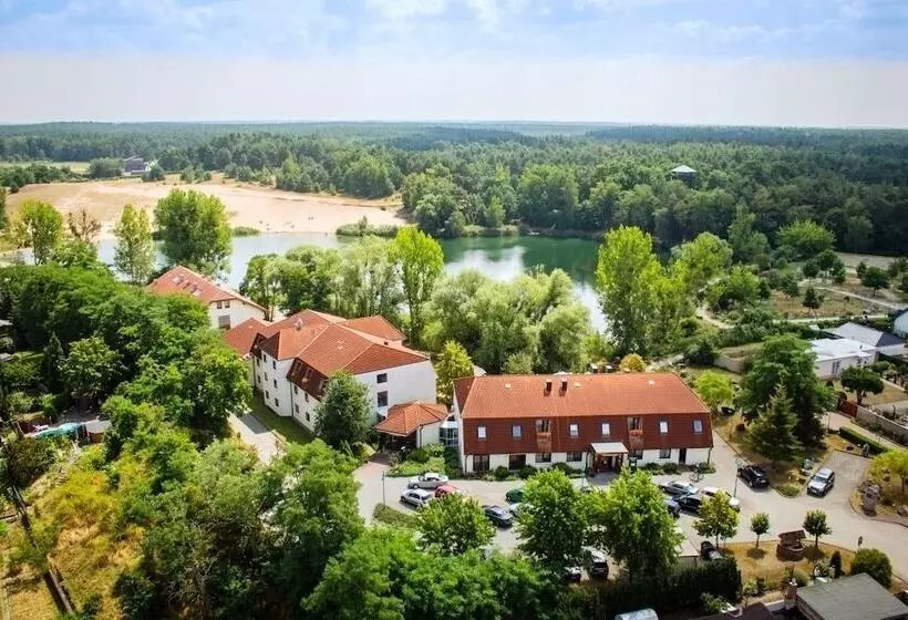 Отель Robinienhof