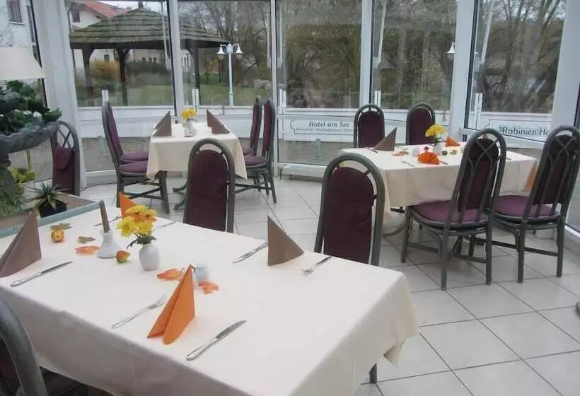 Отель Robinienhof