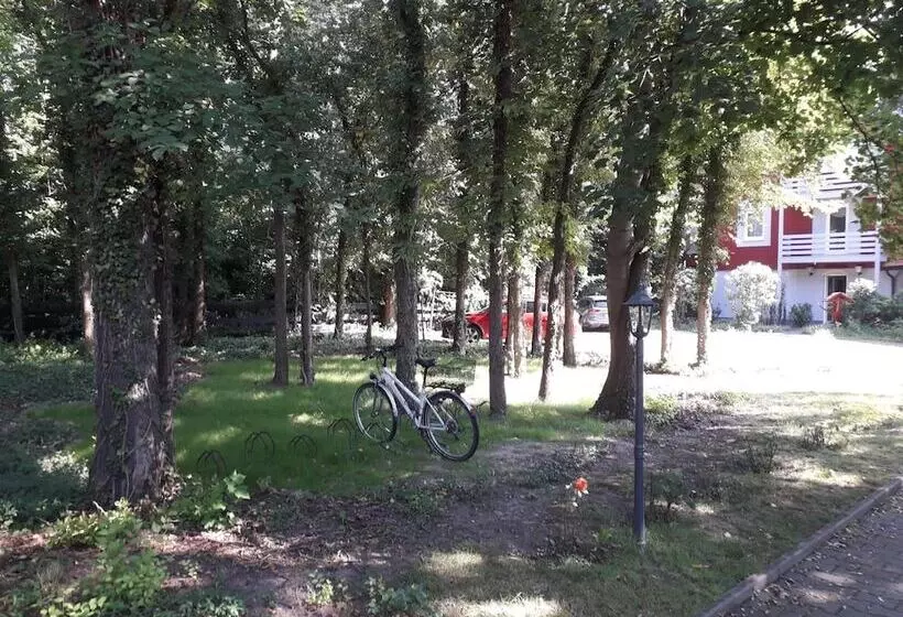 ホテル Rosengarten Leipzig Naunhof