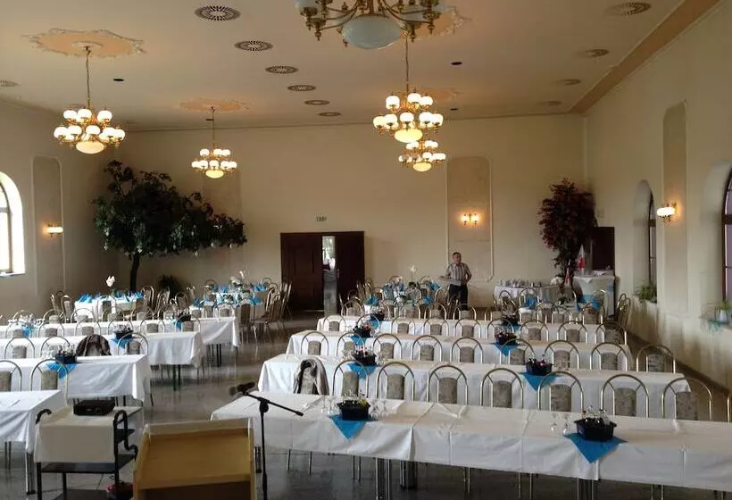 Отель Schöne Aussicht