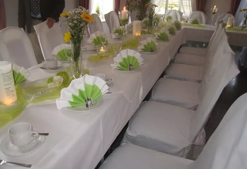 Отель Schöne Aussicht