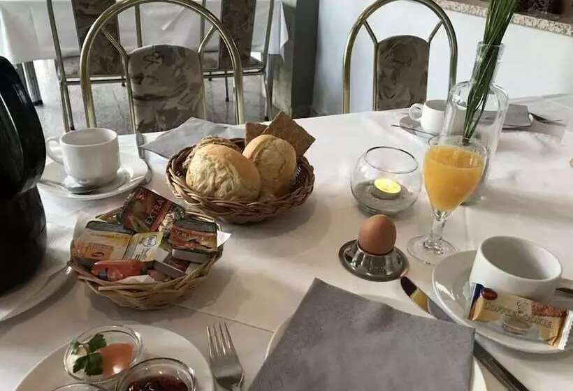 Отель Schöne Aussicht