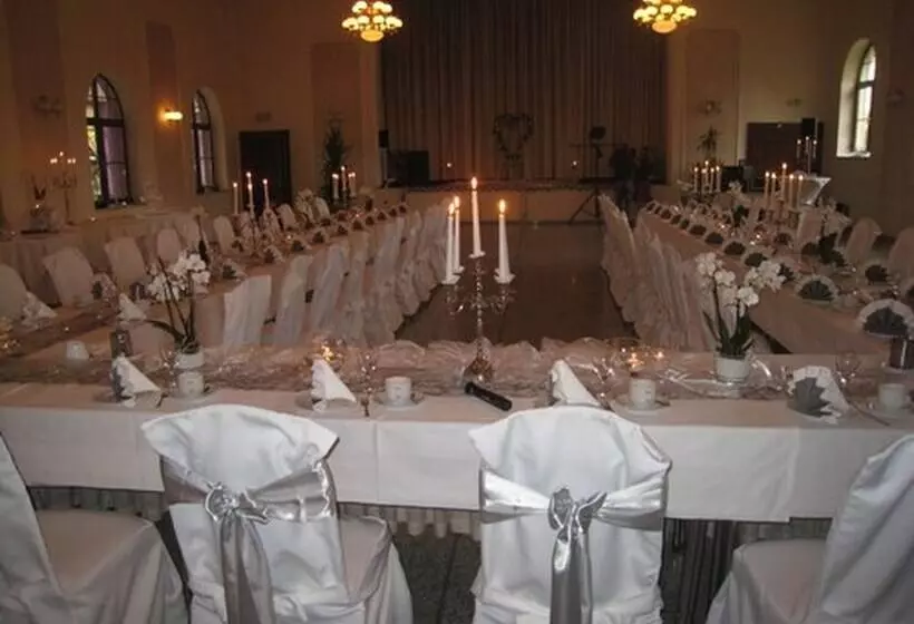 Отель Schöne Aussicht