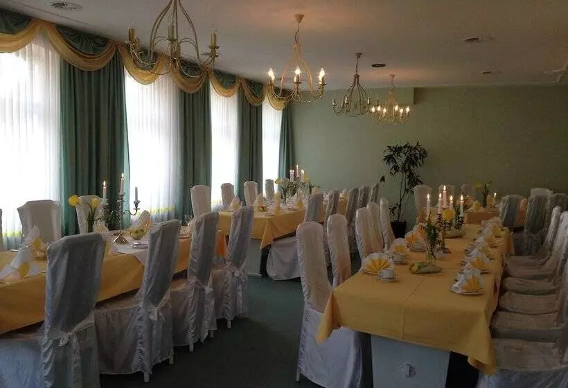 Отель Schöne Aussicht