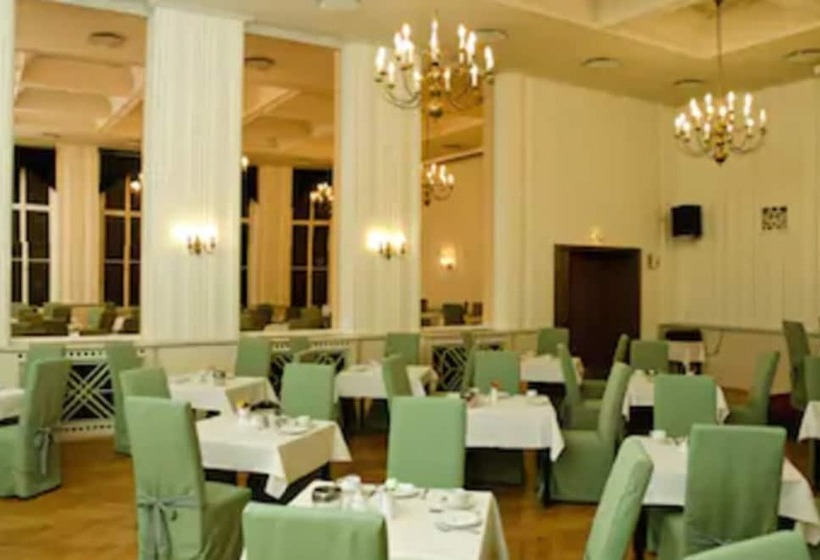 Otel Schwarzer Bär Jena