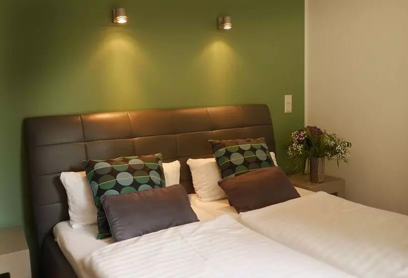 هتل Trafohaus Am Kaiserbahnhof