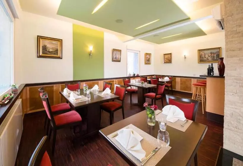 فندق Vater Rhein