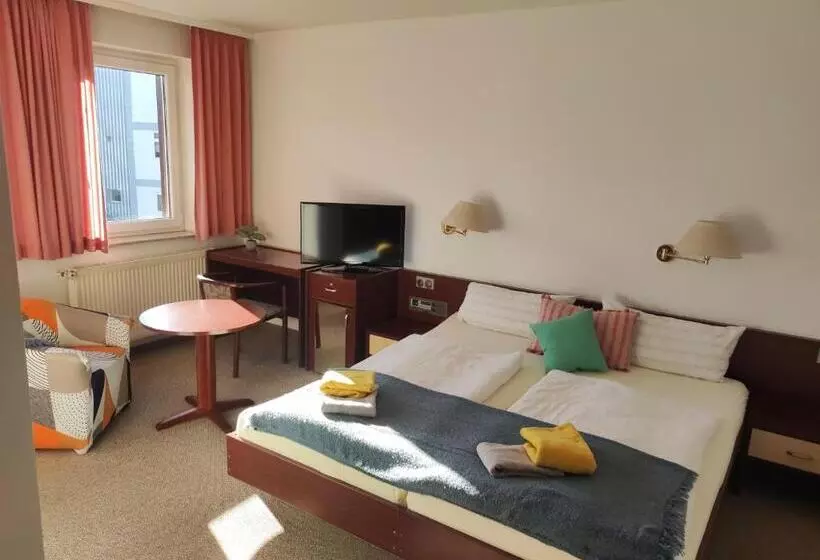 בית מלון כפרי Zimmer Am Jüdenhof