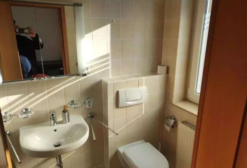 בית מלון כפרי Zimmer Am Jüdenhof