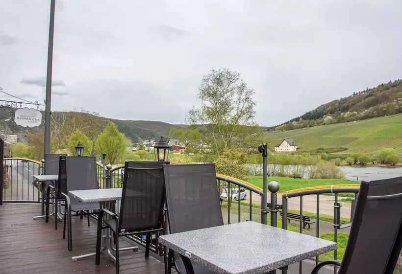 בית מלון כפרי Zum Valwiger Herrenberg