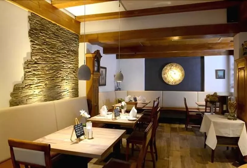 ペンション Gasthof Koch