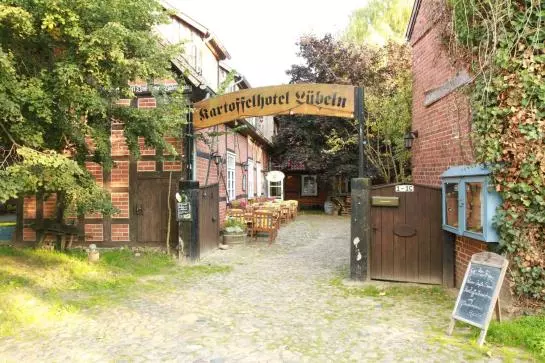 Deutsches Kartoffel-hotel Lübeln